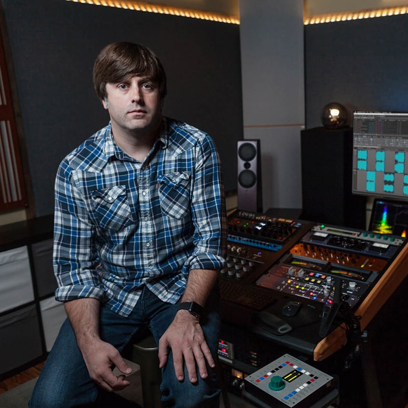 Mastering Engineer Justin Perkins von Mystery Room Mastering vertraut auf PSI Audio AVAA C20.